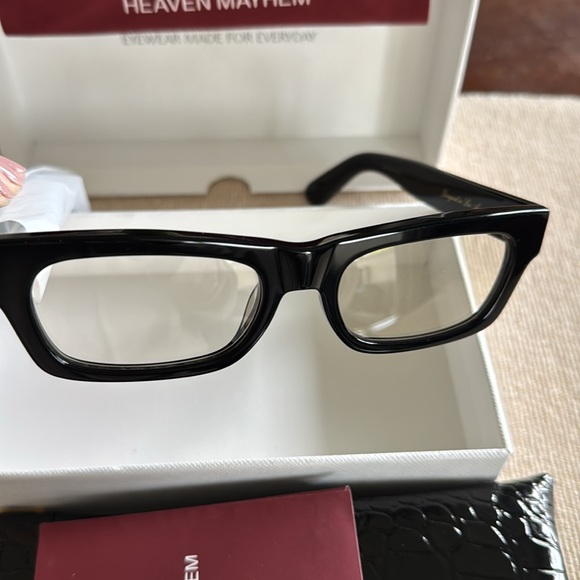 SLOANE CLEAR Glasses - Picture 7 of 7